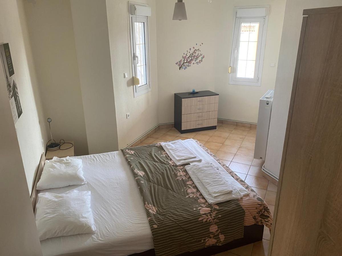 Kelesi Apartments Nea Kallikrateia Ngoại thất bức ảnh
