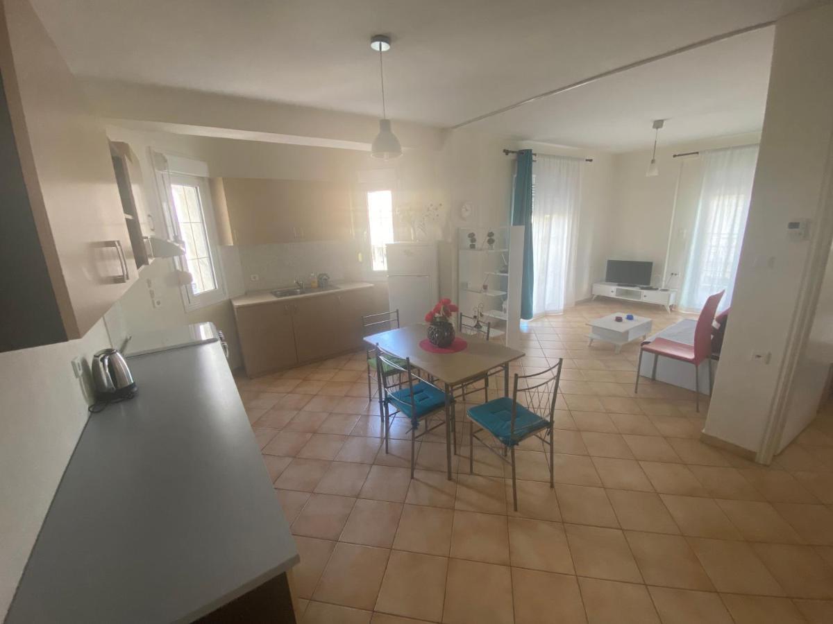 Kelesi Apartments Nea Kallikrateia Ngoại thất bức ảnh