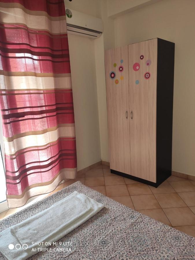 Kelesi Apartments Nea Kallikrateia Ngoại thất bức ảnh